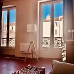 Chambre A Montmartre Au Calme
